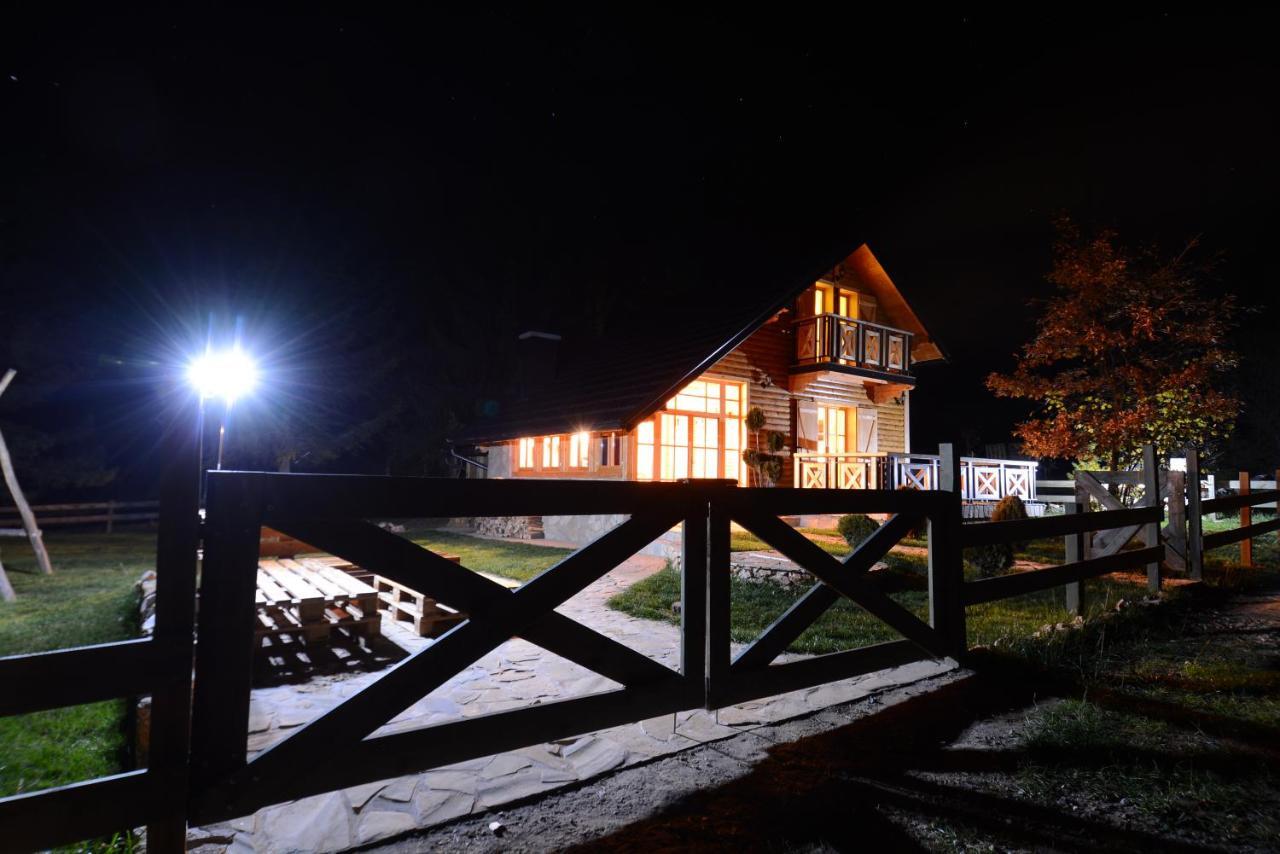 Planinska Gospa Баїна-Башта Екстер'єр фото